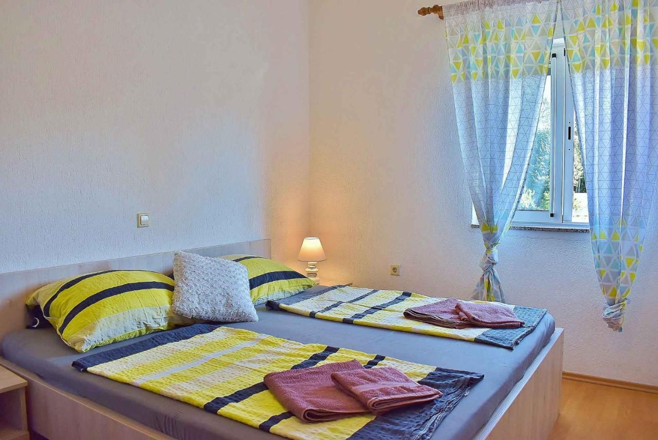 Apartment In Lopar/Insel Rab 17739 Extérieur photo