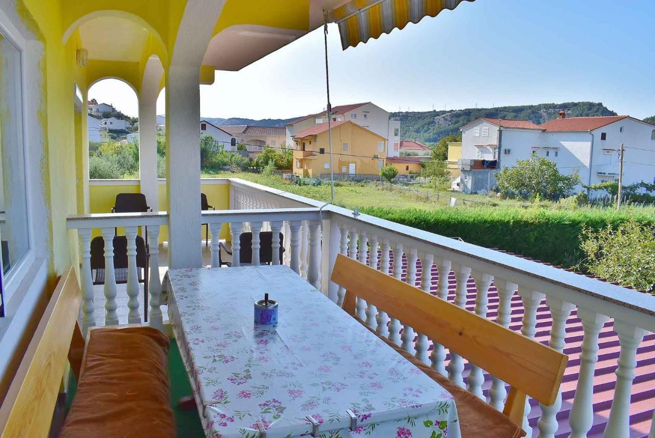 Apartment In Lopar/Insel Rab 17739 Extérieur photo